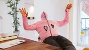 Der Baker Miller Pink Hoodie verspricht effektive Erholung - jederzeit und überall.