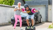 Familie Bartsch testen das "Ninebot mini".