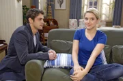 Jonas (Roy Peter Link, l.) versucht Anna (Jeanette Biedermann, r.) davon abzuhalten, ihre Therapie aufzugeben.