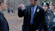 Detective Lennie Briscoe (Jerry Orbach, l.) und Detective Ed Green (Jesse L. Martin).