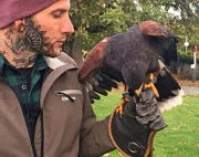 Falkner Erik Pelz.