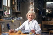 Rose Nylund (Betty White)