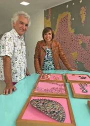 Moderatorin Annette Krause mit Schmuckdesigner Georg Spreng.