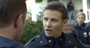 Ein Geiselnehmer hat ein junges Mädchen in seiner Gewalt. Jamie (Will Estes, M.) versucht, die Kleine zu retten. Kommt seine Hilfe zu spät?