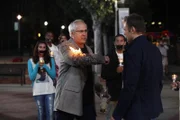 Geraten aneinander: Jeff (Joel McHale, r.) und Pierce (Chevy Chase, l.) ...