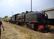 Für 4.000 Dollar kann man den Dampfzug mieten und zu den Victoria Fällen fahren.