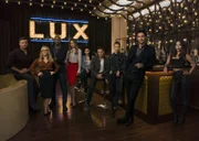L-R: Marcus Pierrce (Tom Welling); Linda (Rachael Harris); Amenadiel (D.B. Woodside); Charlotte (Tricia Helfer); Ella (Aimee Garcia); Dan (Kevin Alejandro); Chloe (Lauren German); Lucifer (Tom Ellis); Mazi (Lesley-Ann Brandt)