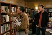 L-R: Alan Harper (Jon Cryer), Charlie Harper (Charlie Sheen)