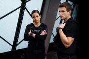 Lina Esco (Christina Alonso), Alex Russell (Jim Street).