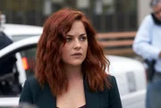 Maxine Carlson (Sarah Greene) fühlt sich dazu berufen, Verhandlungsführerin für Krisensituationen zu werden.
