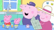 Oma (re.) und Opa Wutz (2.v.re.) besuchen Peppa (li.) zu Hause. Oma Wutz ließt in der Zeitung einen Artikel darüber, dass Kinder heutzutage nicht sehr freundlich sind. Oma und Opa Wutz sprechen mit Peppa und Schorsch (2.v.li.) über Manieren und wie wichtig es ist, freundlich zu sein.