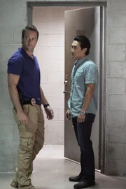 Ermitteln in einem neuen Fall: Steve (Alex O'Loughlin, l.) und Chin (Daniel Dae Kim, r.) ...