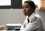 Deputy Inspector Regina Haywood (Amanda Warren)
