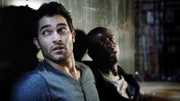 Derek (Tyler Hoechlin, li.) und Boyd (Singua Walls) sind den Jägern entkommen...
