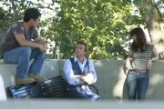 Ein neuer Fall beschäftigt Kimball (Tim Kang, l.), Patrick (Simon Baker, M.) und Teresa (Robin Tunney, r.) ...