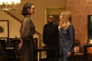 Grazia (Charlotte Le Bon, l.); Huguette Delisle (Marilyn Castonguay, r.)