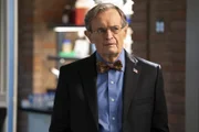 Donald Mallard (David McCallum)