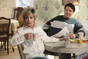 Annie Potts (Meemaw), Lance Barber (George Cooper Sr.).