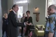 (v.l.n.r.) Isabel von Brede (Sabine Postel); Markus Gellert (Herbert Knaup); Gudrun Wohlers (Katrin Pollitt); Lydia Zumholt (Marion Martienzen); Hubertus Dehling (Hanns Zischler)