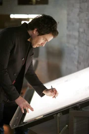 Darius (Santiago Cabrera) lässt sich tatsächlich auf ein Interview mit der ambitionierten Amanda ein. Unterdessen muss sich Harris mit seinem rebellischen Sohn auseinandersetzen ...