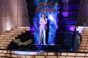 Während der Tanzshow "A Night of Dance" geschieht hinter den Kulissen ein grausamer Mord ...