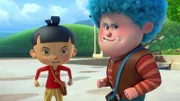 Pinocchio (l.) und Luzio (r.) sind stocksauer. Ihr Freund Volpek lästert über Pinocchios Vater.