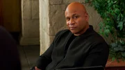 Special Agent Sam Hanna (LL COOL J).
