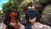 Krümelmonster (r.) ist Kapitän Snack Sparrow.