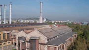Bildunterschrift: Im russischen Dserschinsk ragt ein gigantischer Stromleitungsmast einsam vor dem Horizont empor: Der Shukhov Tower hat seit 1989 ausgedient.