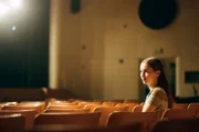 Lexi Howard (Maude Apatow)