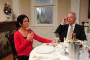 Doris (Simone Ritscher, l.); Werner (Dirk Galuba, r.)