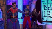 v.li.: Captain Man / Ray Manchester (Cooper Barnes), Henry Hart / Kid Danger (Jace Norman), Piper Hart (Ella Anderson)