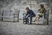 Endeavour Morse (Shaun Evans) sucht Rat bei Abigail Thaw (Dorothea Frazil) in dem Fall Matthew Laxman.