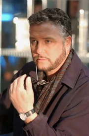 William Petersen (Gil Grissom).