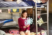 Erhält überraschend Besuch: Sue (Eden Sher) ...