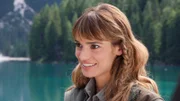 Tierärztin Silvia (Gaia Bermani Amaral) amüsiert sich darüber, dass der neue Kommissar wahnsinnige Angst vor Schlangen hat und zieht ihn damit auf.