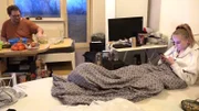 Celine und Kumpel Falko haben einen großen neuen Plan: Sie möchten in ein Haus ziehen.