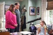 Im Bild (v.li.): Katy Mixon (Katie Otto), Diedrich Bader (Greg Otto), Julia Butters (Anna-Kat Otto).