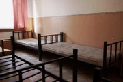 Leere Betten, wo einst dutzende Kinder schliefen: Ein Waisenhaus in der südukrainischen Stadt Cherson.