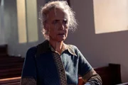 Janet Carpenter (Barbara Marten)