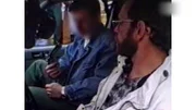 Kommissar Gerhard Behne lässt sich von Mike S. zeigen, wie dieser den Taxifahrer erschossen hat