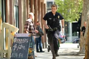 Nolan (Nathan Fillion) verfolgt einen Flüchtigen und verletzt sich dabei leicht. Als er den Mann aufs Revier bringt, muss Nolan eine unangenehme Wahrheit erfahren, die ihm nicht gerecht erscheint.