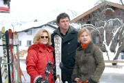 (v.li.): Andrea L’Arronge (Gräfin Schönberg), Hans Sigl (Andreas Blitz), Kristina Sprenger (Karin Kofler).