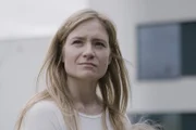 Astrid Lorenz (Julia Jentsch).