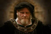 Mit zunehmendem Alter ist Heinrich VIII. gesundheitlich angeschlagen. Dennoch versucht er, alle Macht an sich zu reißen.