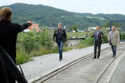 Im Bild (v.li.): Bernhard Bettermann (Anatol Jenisch), Stefan J�rgens (Carl Ribarski), Bernhard Schir (Henri Ender), Gregor Seberg (Helmuth Nowak).