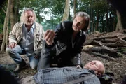 Bei der Ermittlung der sogenannten "Sandlermorde" werden Carl und Helmuth in eine Falle gelockt.