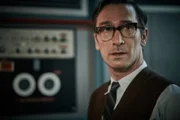 Dr. Bernard Gould (Tristan Sturrock) war ein Kollege des Verstorbenen Richard Nielson.