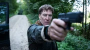Fühlt sich allmächtig: Otto von Glanzberg (Tobias Moretti) schießt.