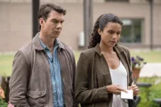 Harley Carter (Jerry OConnell, l.) und Detective Sam Shaw (Sydney Tamiia Poitier, r.)